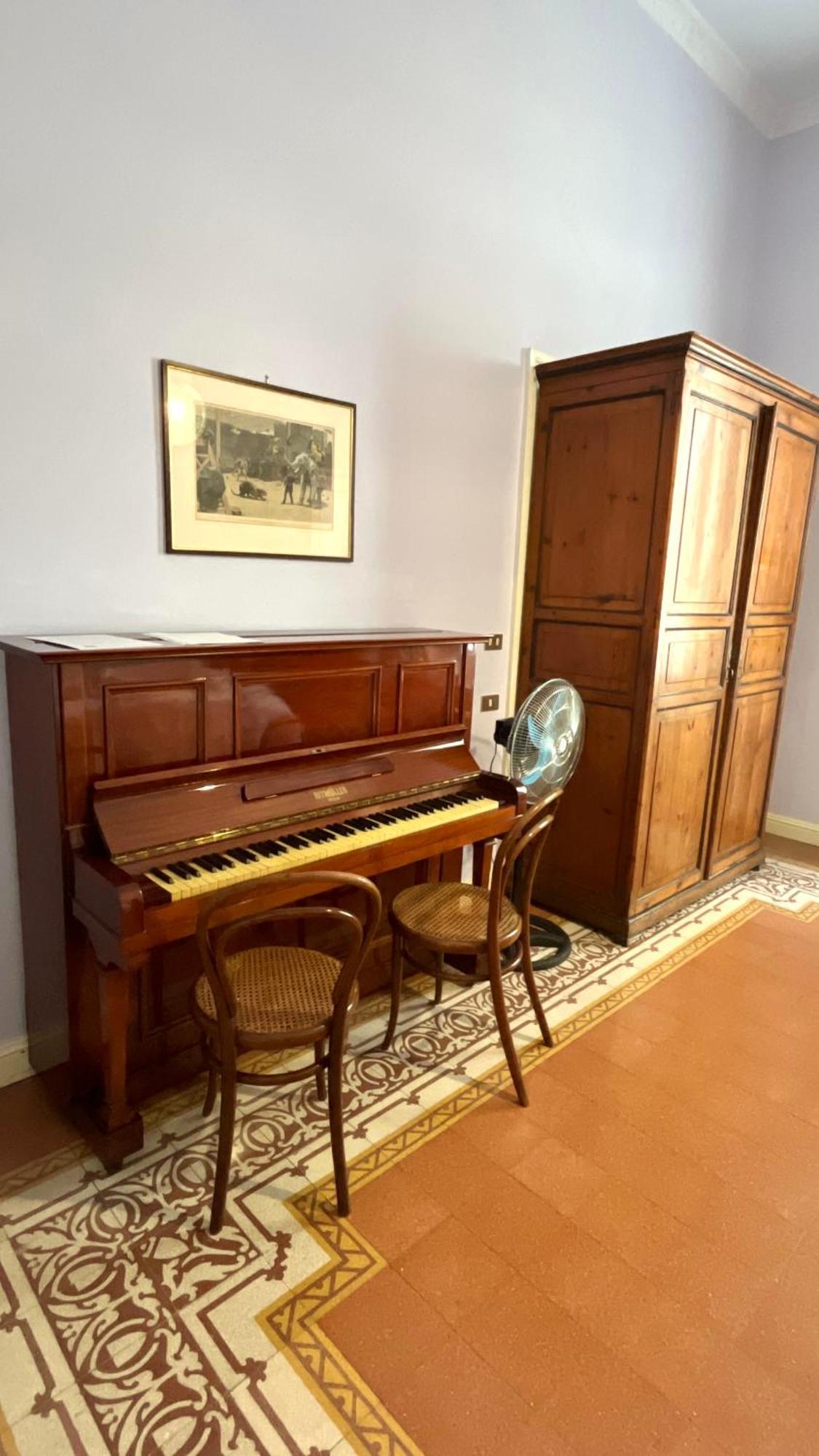 Conservatorio 16 - Scarlatti Room Неаполь Экстерьер фото